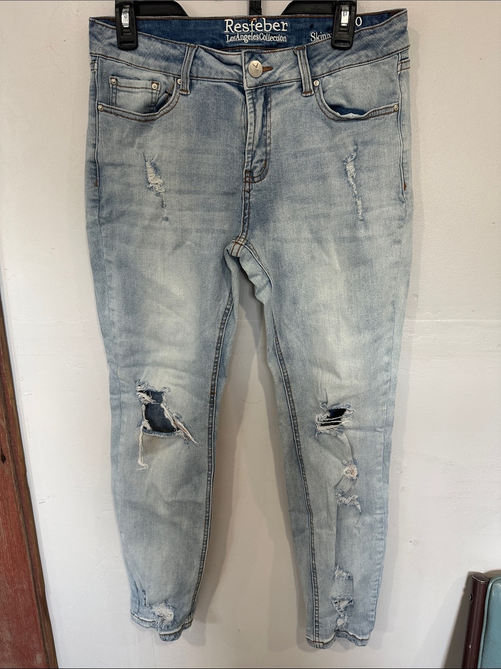 Resteber Light Wash Distressed Boyfriend Jeans for Women